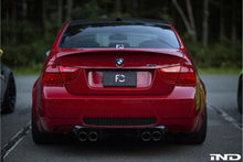 Laden Sie das Bild in den Galerie-Viewer, RKP Carbon Heckdeckel SPORT für BMW E90 Limo Carbon/GFK GT-Style