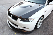 Laden Sie das Bild in den Galerie-Viewer, RKP Carbon Motorhaube RACE für BMW E92/E93 Coupe Carbon/Kevlar