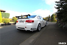 Laden Sie das Bild in den Galerie-Viewer, RKP Carbon rear wing Universal Clubsport carbon glänzend