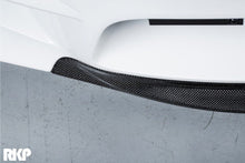 Laden Sie das Bild in den Galerie-Viewer, RKP Carbon Frontlippe BMW F06 F12 F13 M6