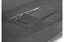 Laden Sie das Bild in den Galerie-Viewer, Seibon Carbon Motorhaube für BMW 1er|2er F20|F21|F87 M2 2011+ DV-Style