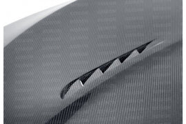 Seibon Carbon Motorhaube für BMW 5er F10 und M5 Limousine 2011 - 2016 TSII-Style