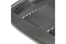 Laden Sie das Bild in den Galerie-Viewer, Seibon Carbon Motorhaube für Nissan Skyline R35 GT-R 2009 - 2015 GT-Style