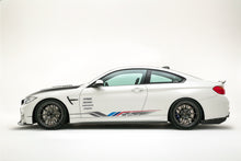 Laden Sie das Bild in den Galerie-Viewer, Varis Carbon Seitenschweller für BMW 4er F82 M4