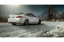 Laden Sie das Bild in den Galerie-Viewer, Vorsteiner Carbon Diffusor für BMW F8X M3 M4 GTS Style 2017+